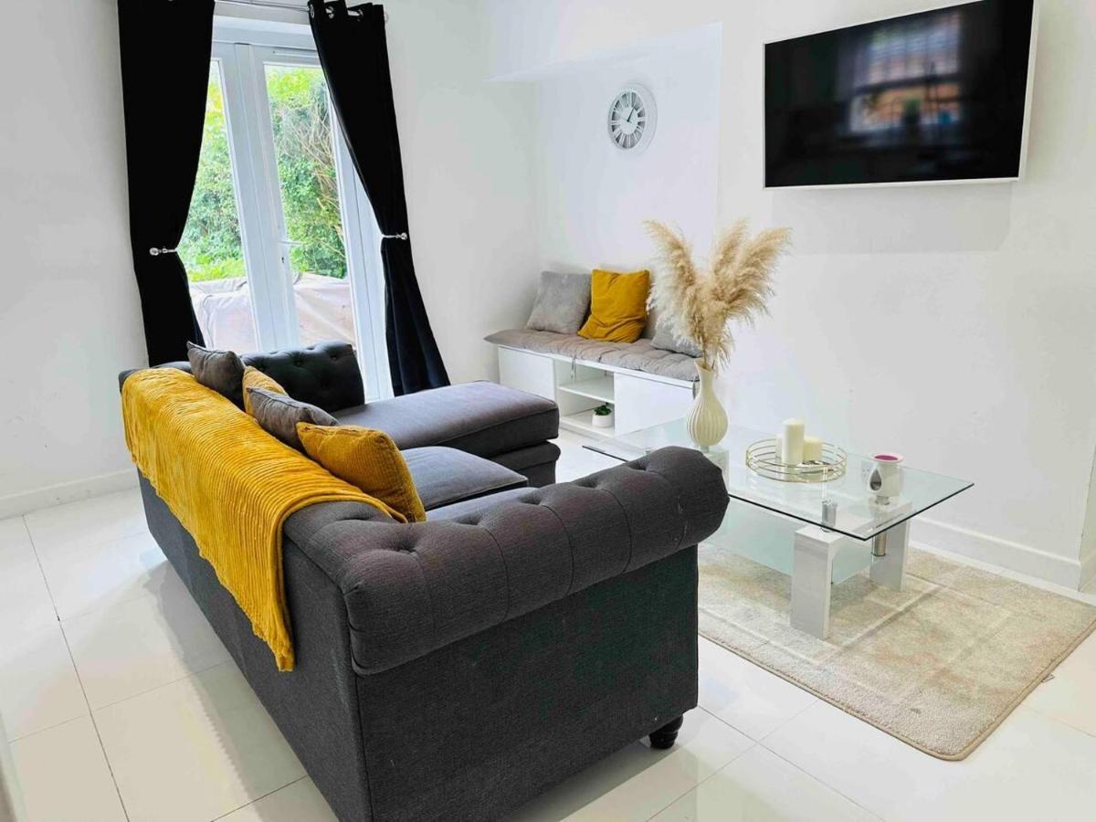 Charming 3-Bed Home Minutes From City Centre Nottingham Dış mekan fotoğraf