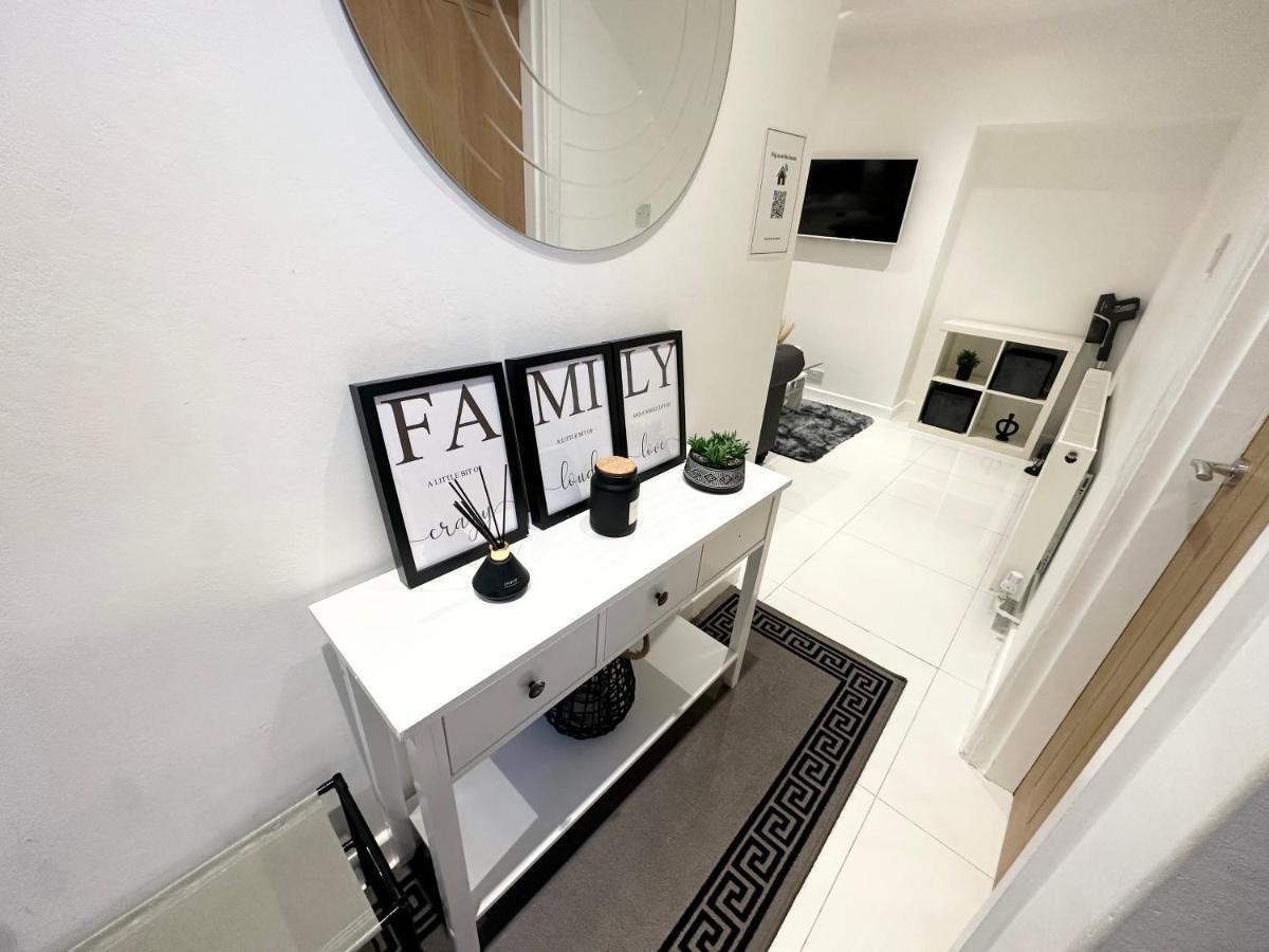 Charming 3-Bed Home Minutes From City Centre Nottingham Dış mekan fotoğraf
